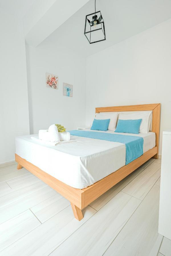 Néa Péramos Design Suites Efharis מראה חיצוני תמונה