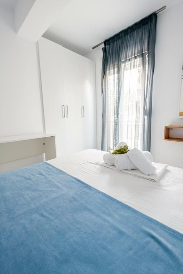 Néa Péramos Design Suites Efharis מראה חיצוני תמונה