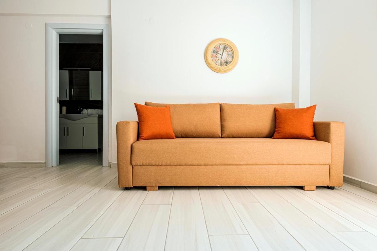 Néa Péramos Design Suites Efharis מראה חיצוני תמונה